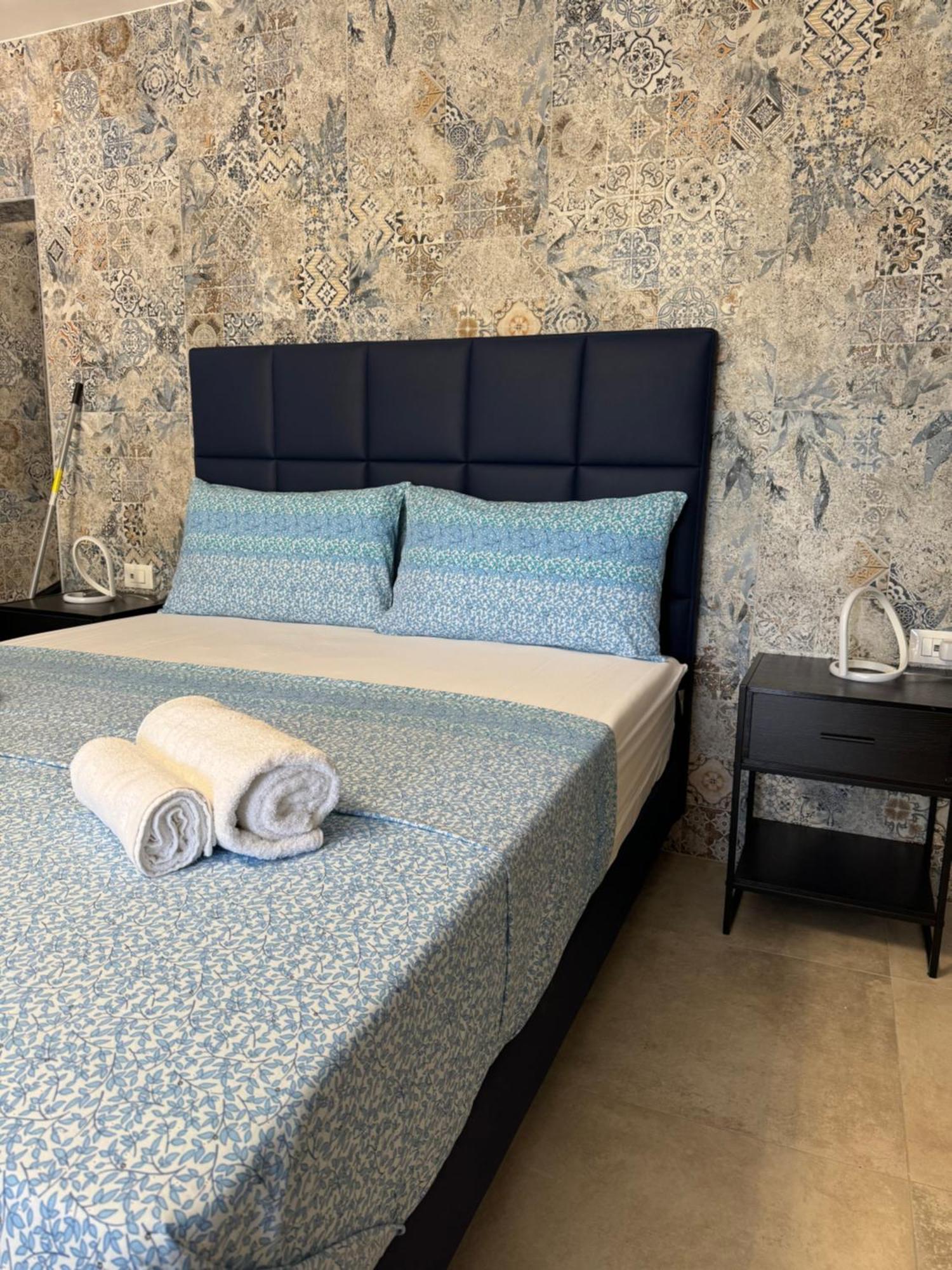 Edo House Anzio - Beachfront - Fronte Mare - Affittacamere エクステリア 写真