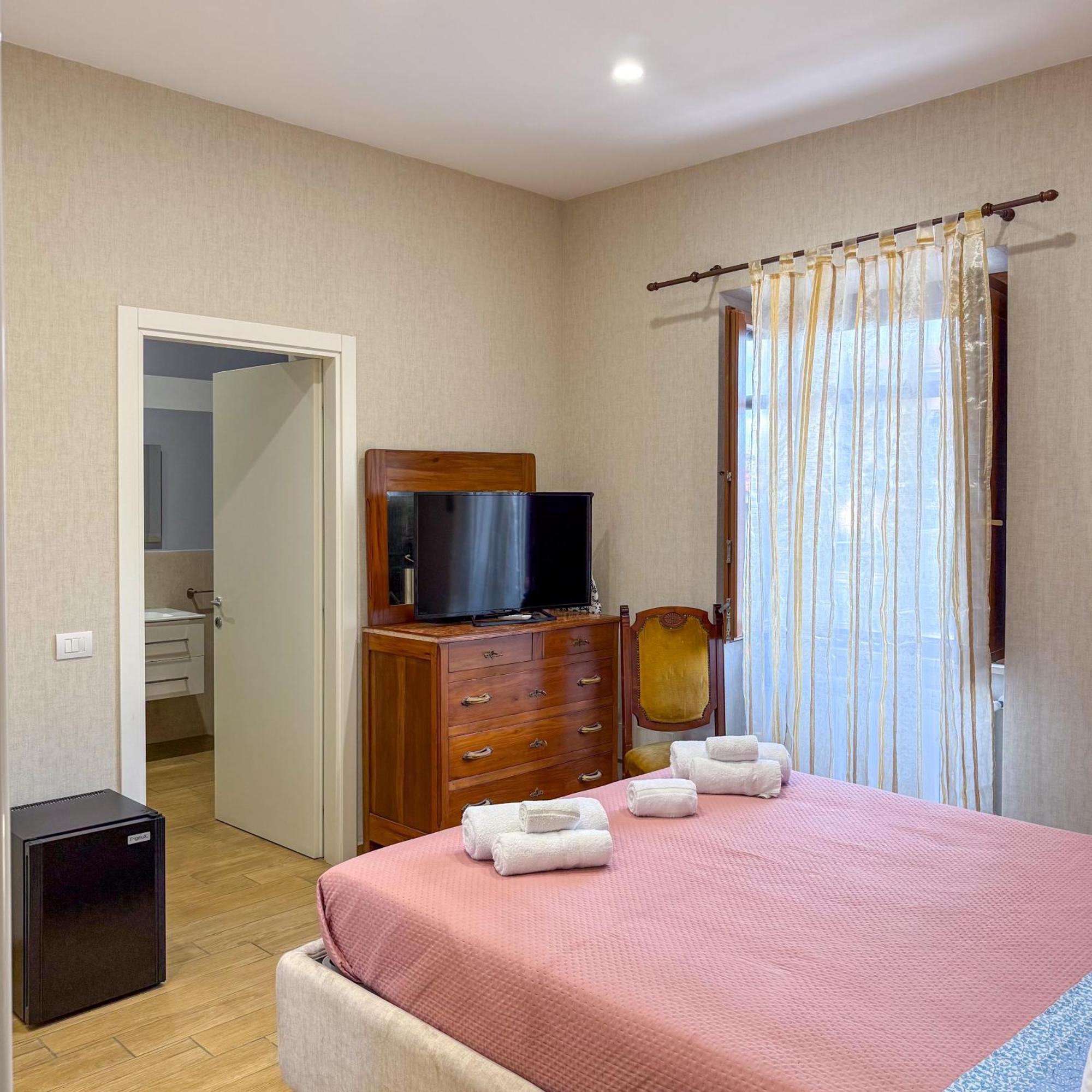 Edo House Anzio - Beachfront - Fronte Mare - Affittacamere エクステリア 写真