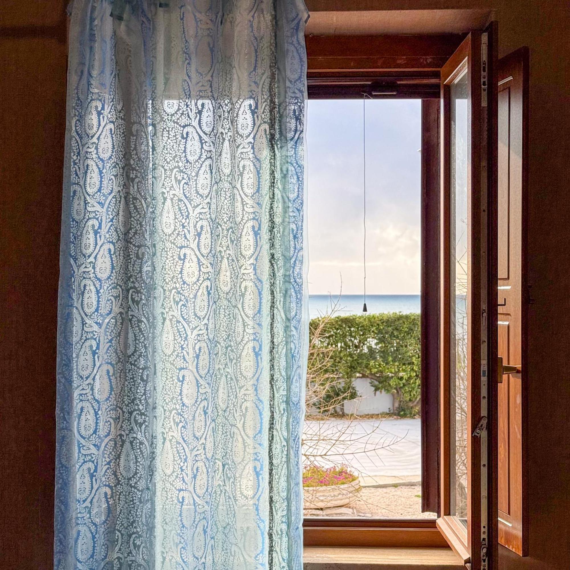 Edo House Anzio - Beachfront - Fronte Mare - Affittacamere エクステリア 写真