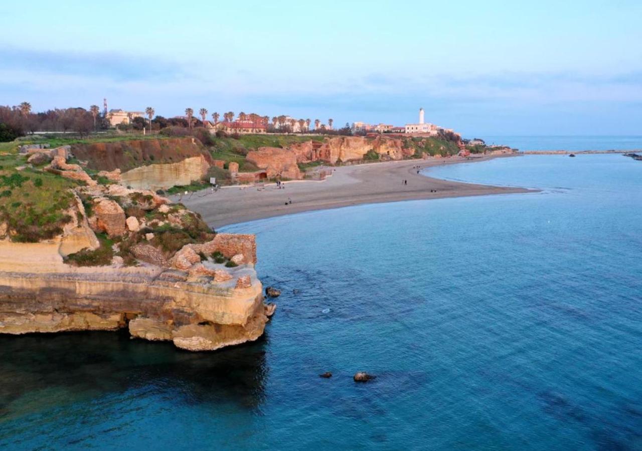Edo House Anzio - Beachfront - Fronte Mare - Affittacamere エクステリア 写真